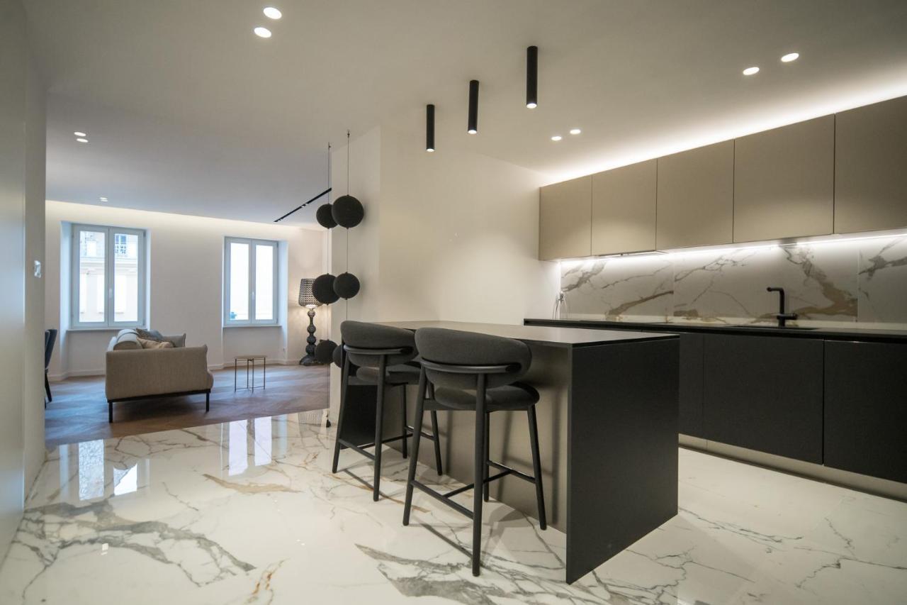 Luxury Apartment Contesa Rovinj Luaran gambar